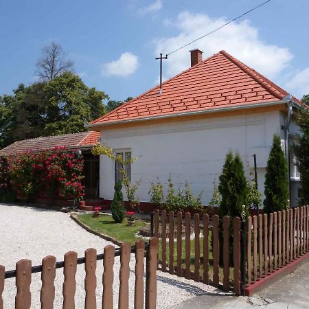 Holiday Home Balatonbereny/Balaton 18150 מראה חיצוני תמונה